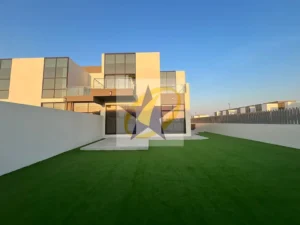 843300376 1066x800 1 Dubai Property